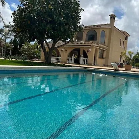 Iluminada Con Chimenea, Barbacoa Y Piscina Cerca Playa *