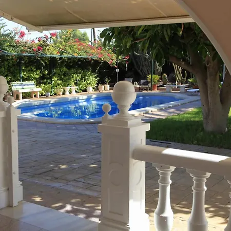 Villa Iluminada Con Chimenea, Barbacoa Y Piscina Cerca Playa