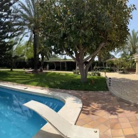 Villa Iluminada Con Chimenea, Barbacoa Y Piscina Cerca Playa *